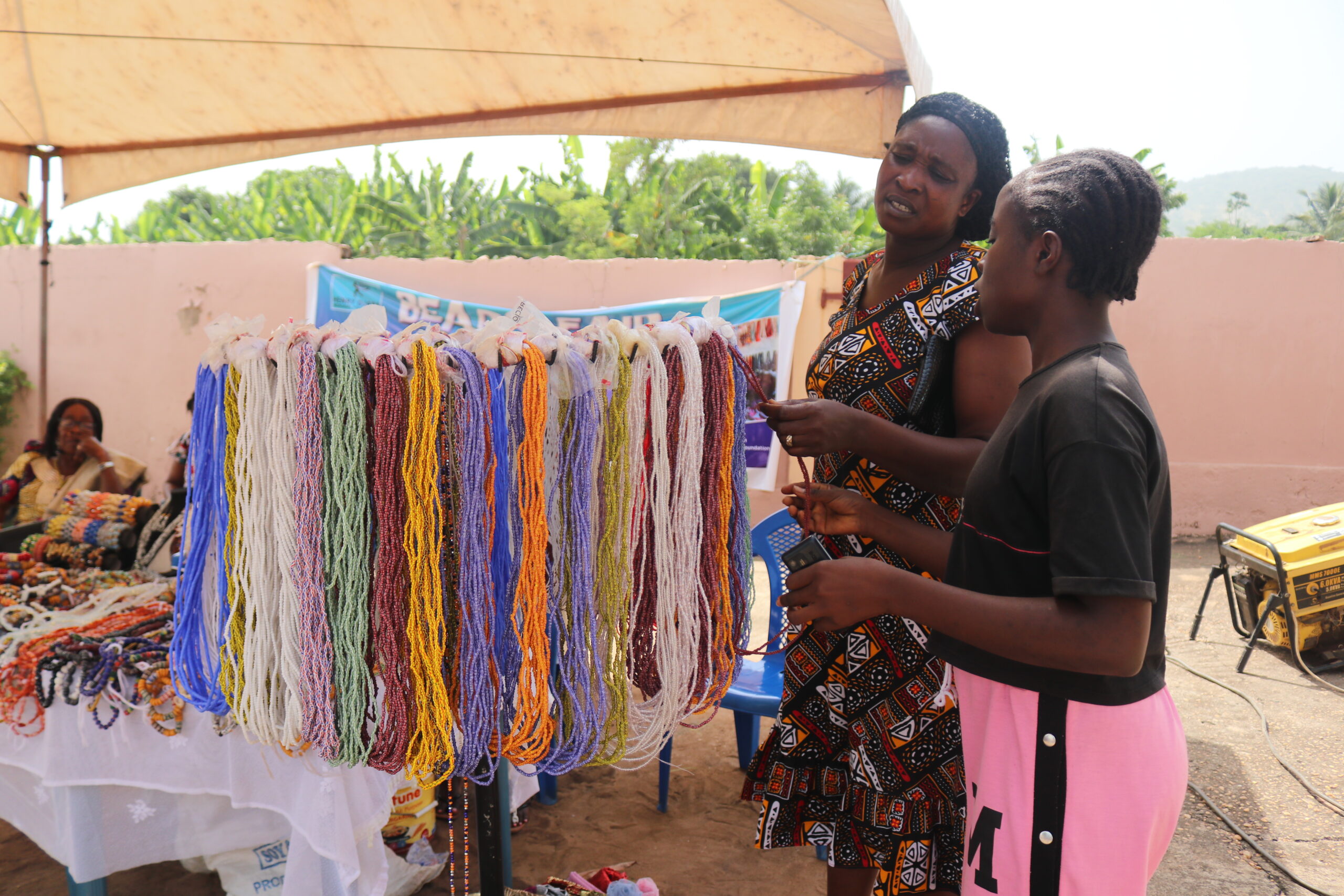 BEADS  FAIR AND HAIR & MAKE UP DAY